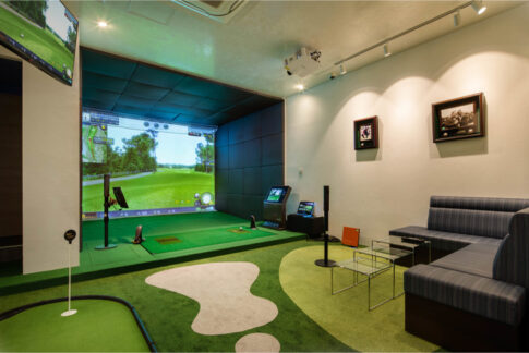 川崎市にあるシミュレーションゴルフ施設
